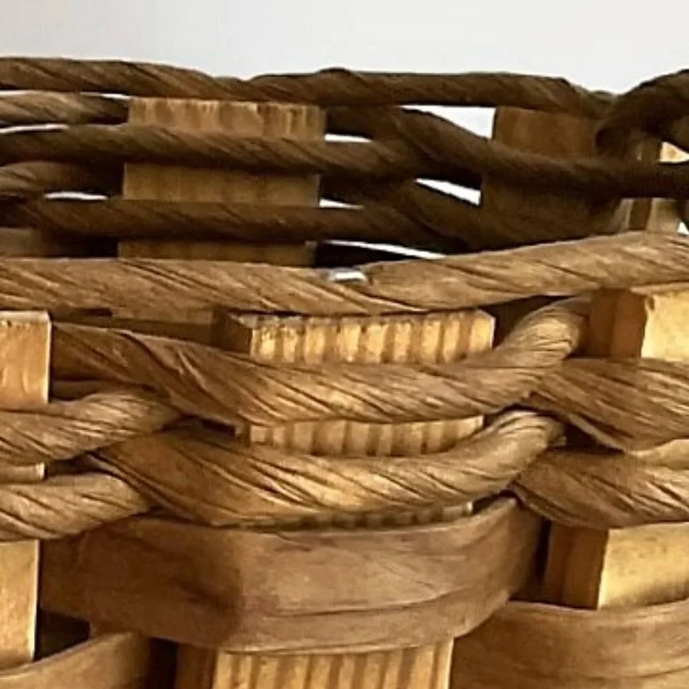 VINTAGE FARMHOUSE SPLINT WOODEN BASKET MOVEABLE BAIL HANDLE BOTTOM STAMPED